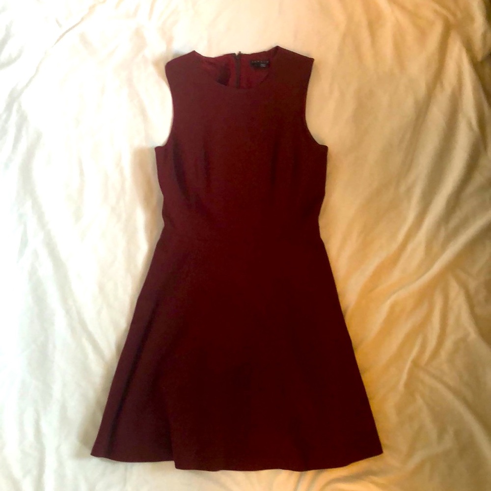 Theory burgundy fit and flare dress.  Great condition.  Perfect for the office.